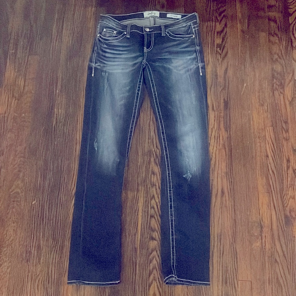 Day trip size 26R Leo straight leg